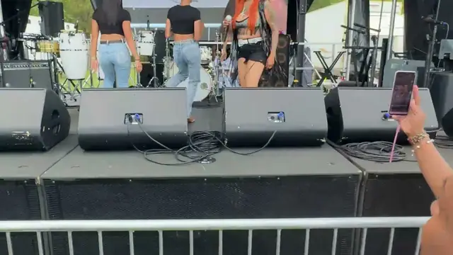 GoGo Festival 2025 — frame 292